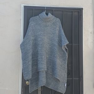 UGG Poncho grey one size fits all